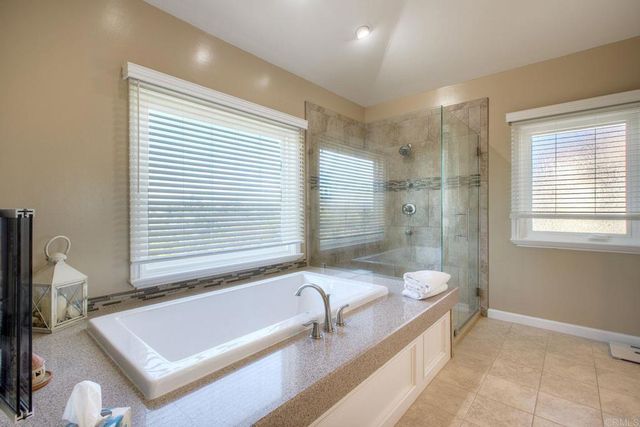 2471 Canyon Creek Road, Escondido, CA 92025