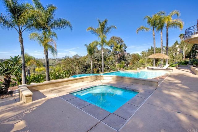 2471 Canyon Creek Road, Escondido, CA 92025