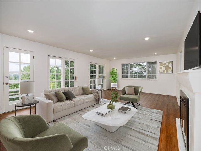 5107 Cerrillos, Woodland Hills, CA 91364