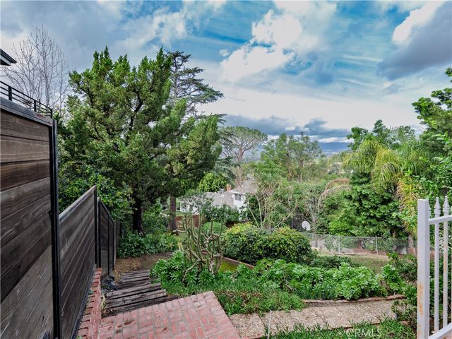 5107 Cerrillos, Woodland Hills, CA 91364