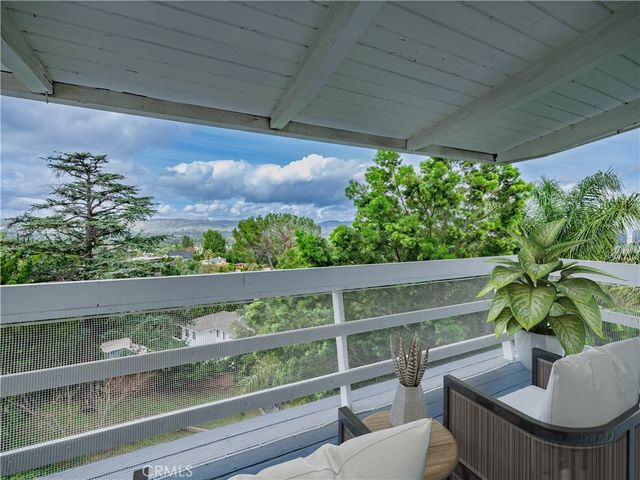 5107 Cerrillos, Woodland Hills, CA 91364