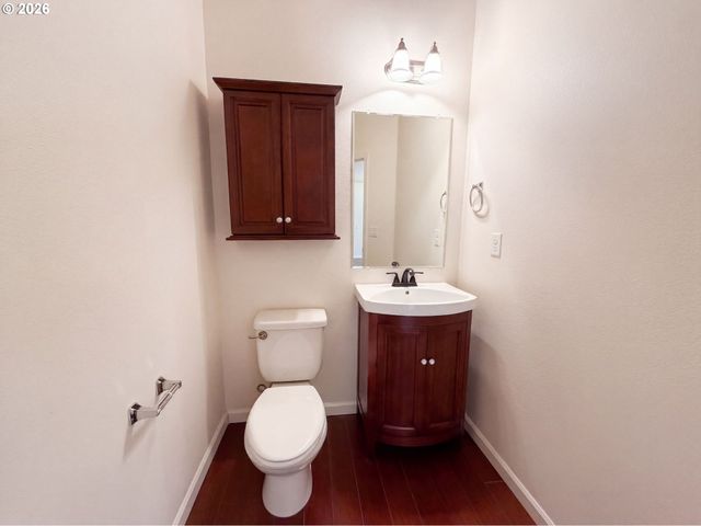 3468 Se SILVER FOX Ave, Hillsboro, OR 97123