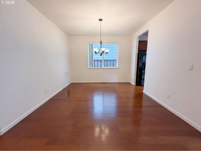 3468 Se SILVER FOX Ave, Hillsboro, OR 97123
