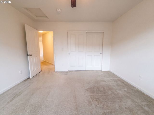 3468 Se SILVER FOX Ave, Hillsboro, OR 97123