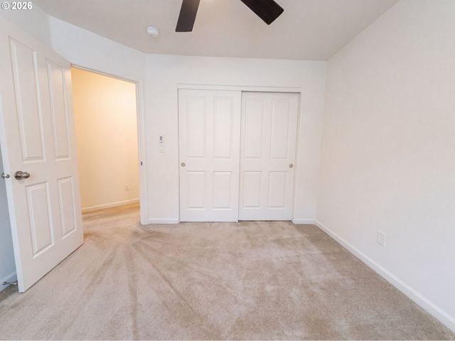 3468 Se SILVER FOX Ave, Hillsboro, OR 97123