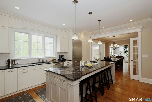 30 Whipstick Road, Ridgefield, CT 06877