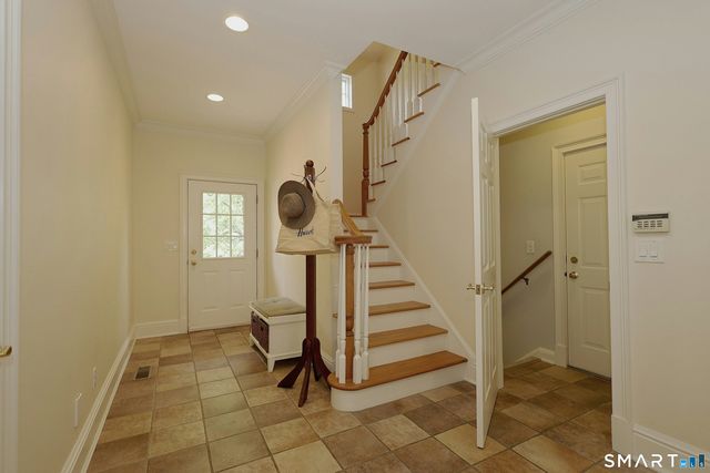 30 Whipstick Road, Ridgefield, CT 06877