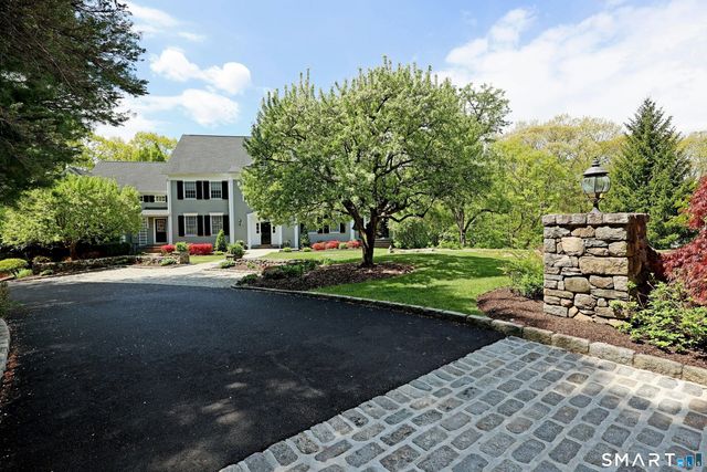 30 Whipstick Road, Ridgefield, CT 06877