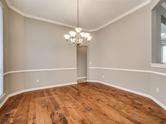 8204 NW 68th Place, Oklahoma City, OK 73132