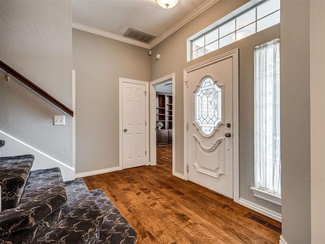 8204 NW 68th Place, Oklahoma City, OK 73132