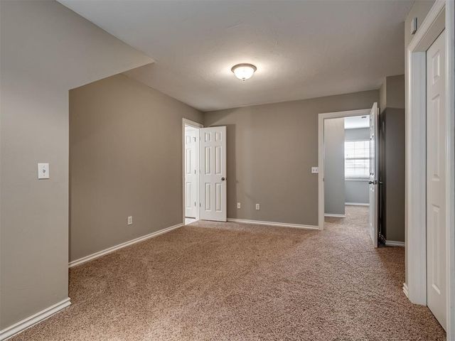 8204 NW 68th Place, Oklahoma City, OK 73132
