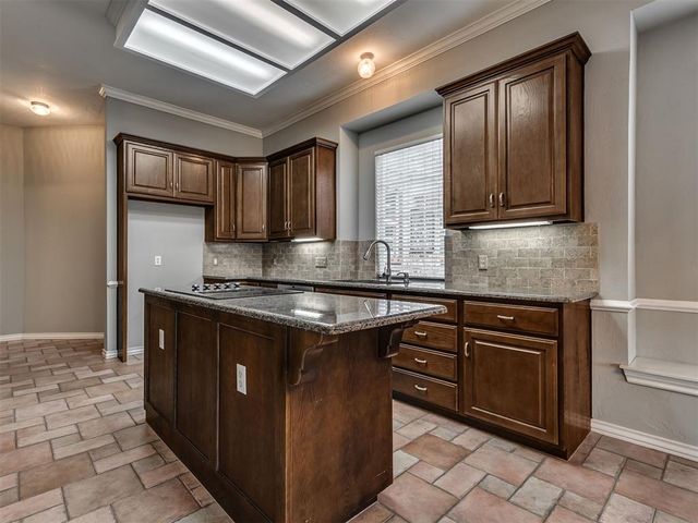 8204 NW 68th Place, Oklahoma City, OK 73132