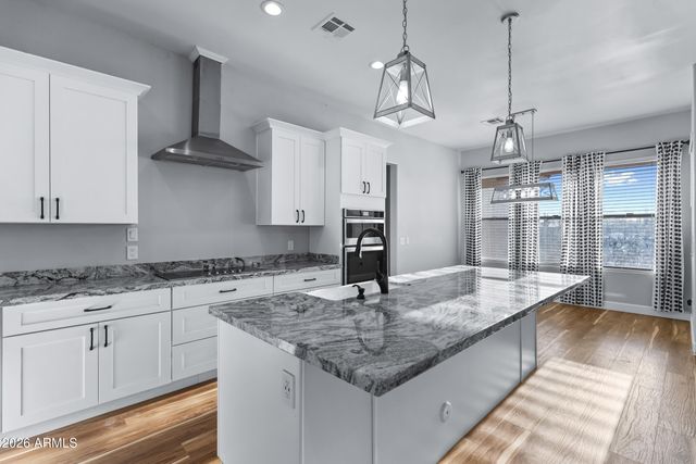 1206 N 102nd Way, Mesa, AZ 85207