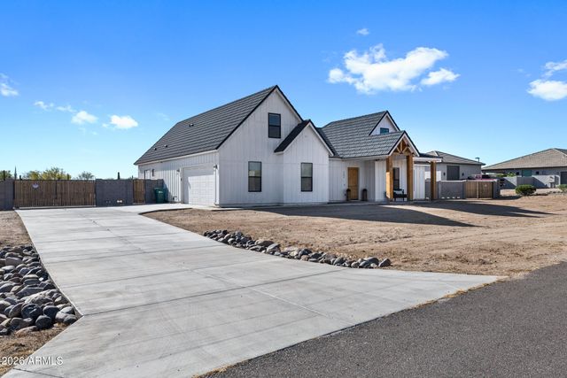 1206 N 102nd Way, Mesa, AZ 85207