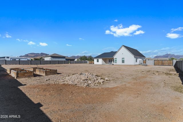 1206 N 102nd Way, Mesa, AZ 85207