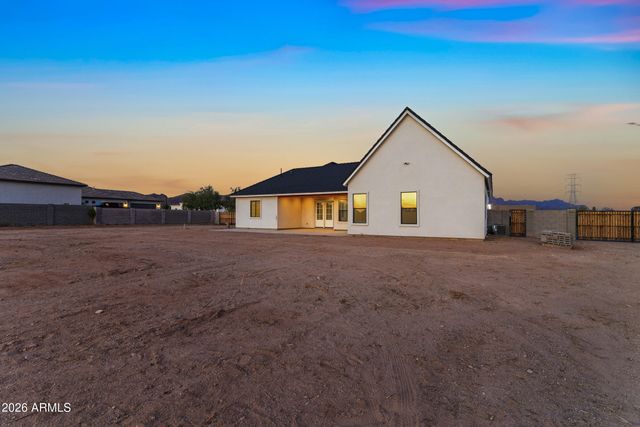 1206 N 102nd Way, Mesa, AZ 85207