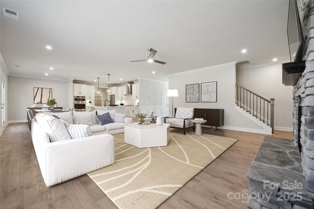 204 Balboa Street, Matthews, NC 28104