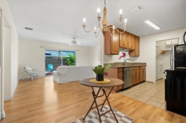 3981 NW Cinnamon Tree Circle, Jensen Beach, FL 34957