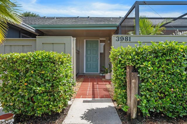3981 NW Cinnamon Tree Circle, Jensen Beach, FL 34957