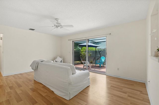 3981 NW Cinnamon Tree Circle, Jensen Beach, FL 34957