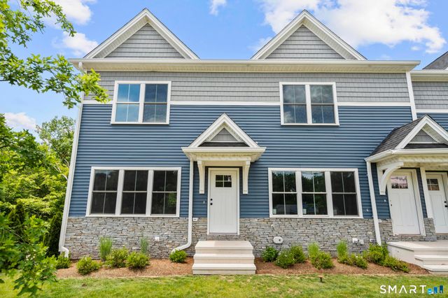 61 West Street 15, Middletown, CT 06457