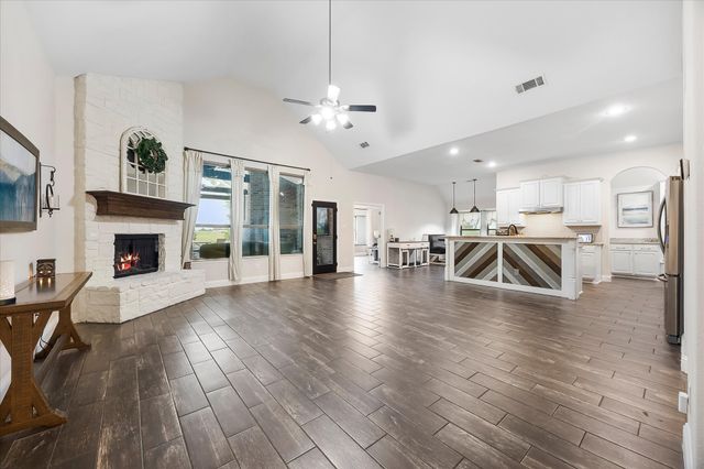 420 Silver Spur Trail, Rockwall, TX 75032