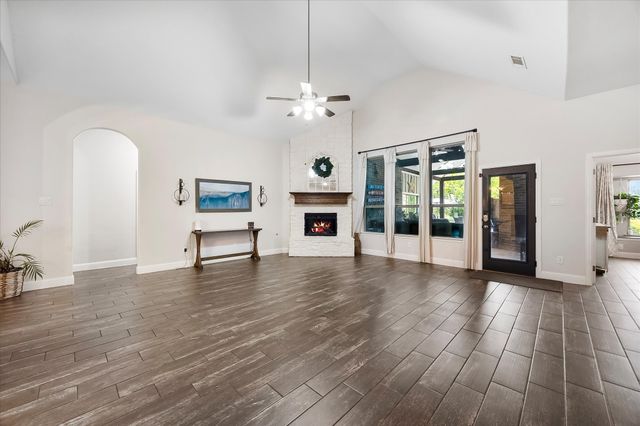 420 Silver Spur Trail, Rockwall, TX 75032