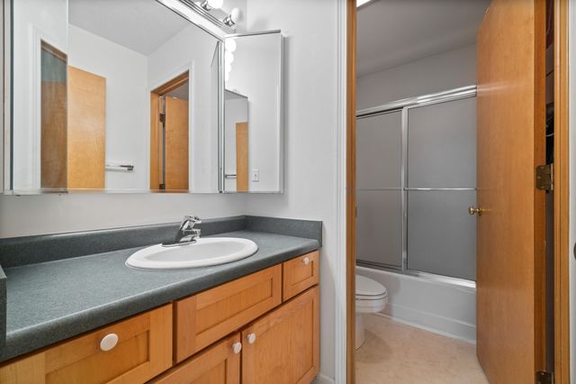 1006 NE 24th Court, Ankeny, IA 50021