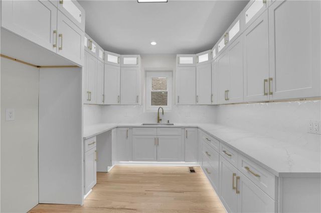 3 Highland Park Lane NE, Atlanta, GA 30306