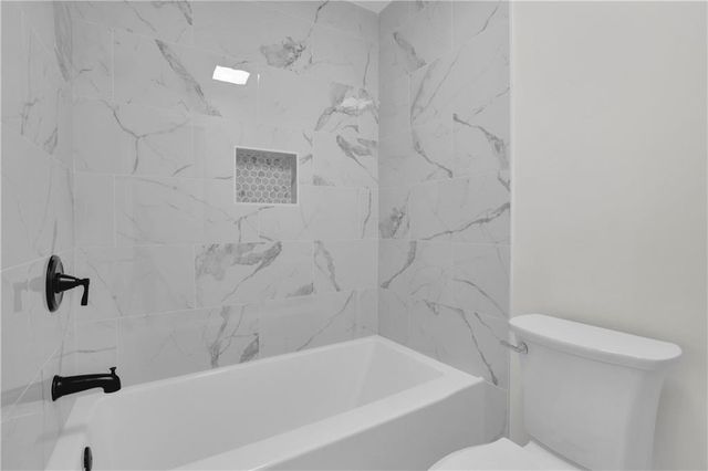 3 Highland Park Lane NE, Atlanta, GA 30306