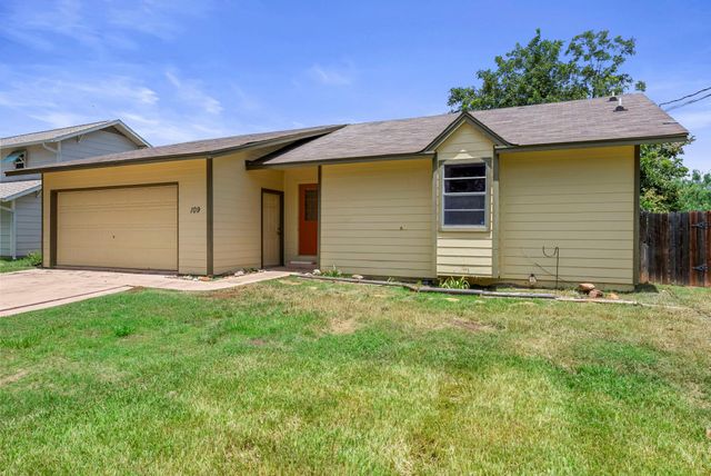 109 Channel DR, Sunrise Beach, TX 78643