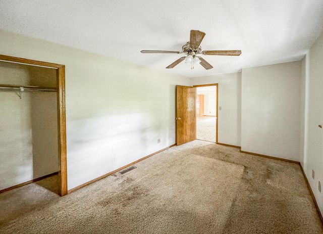 24402 Whippoorwill Drive, Golden, MO 65658