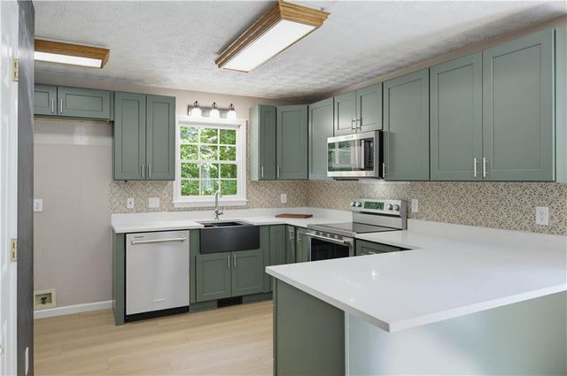 33 Mayapple Glen, Dawsonville, GA 30534
