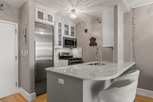 42 Eighth St. 4106, Boston, MA 02129