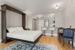42 Eighth St. 4106, Boston, MA 02129