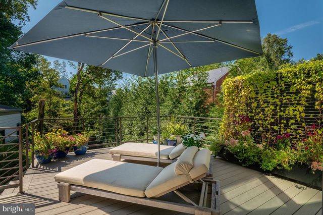 5624 SHERIER PL NW, Washington, DC 20016