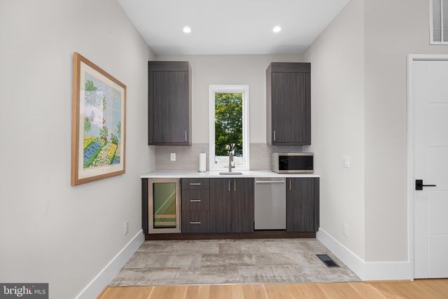 5624 SHERIER PL NW, Washington, DC 20016