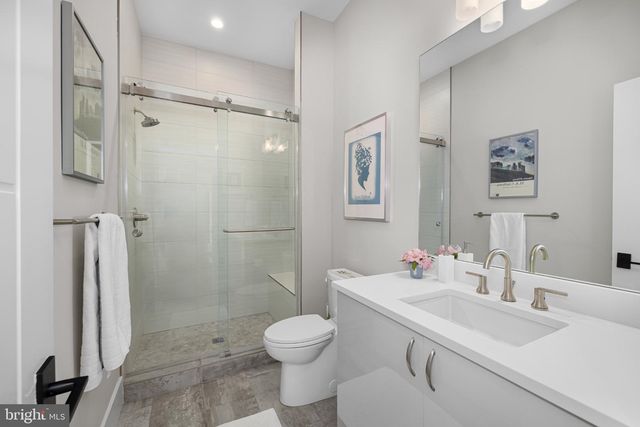 5624 SHERIER PL NW, Washington, DC 20016