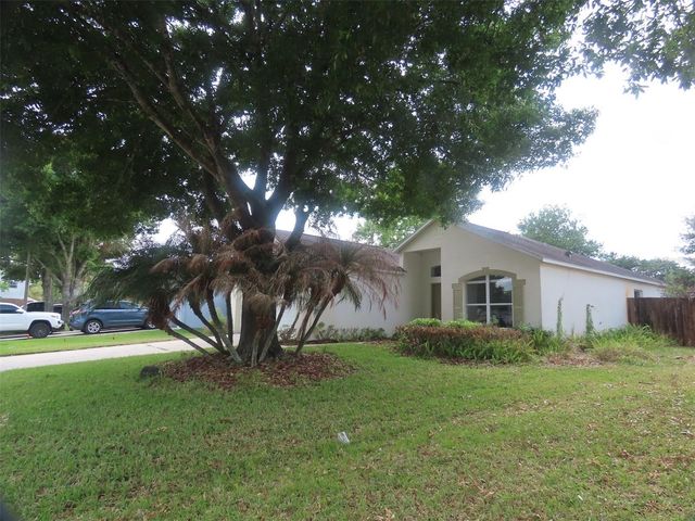 118 ROYALTY CIRCLE, Sanford, FL 32771