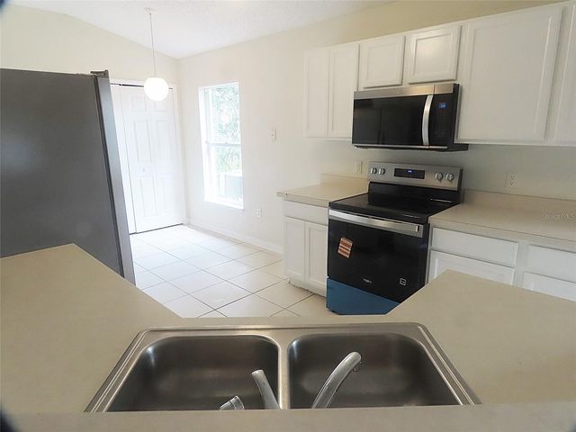 118 ROYALTY CIRCLE, Sanford, FL 32771