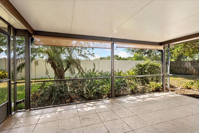 118 ROYALTY CIRCLE, Sanford, FL 32771