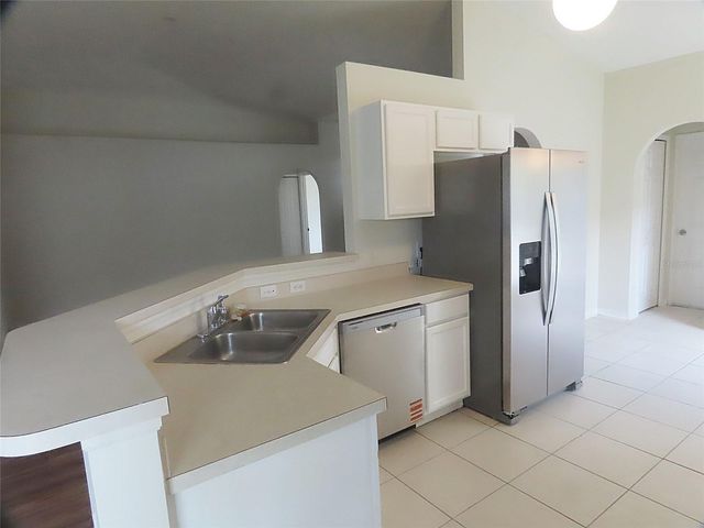 118 ROYALTY CIRCLE, Sanford, FL 32771