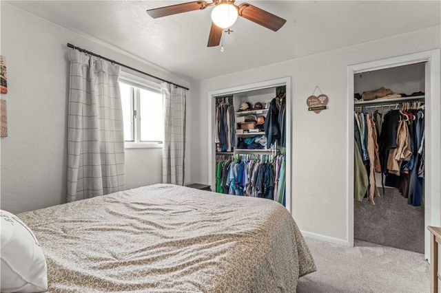 211 Joseph Dr, Canonsburg, PA 15317