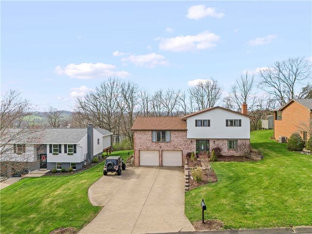 211 Joseph Dr, Canonsburg, PA 15317