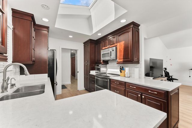 2801 Osborne Rd, Cameron Park, CA 95682