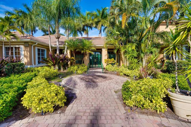 3614 NW Adriatic Lane, Jensen Beach, FL 34957