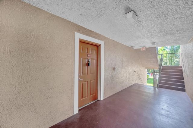 3614 NW Adriatic Lane, Jensen Beach, FL 34957