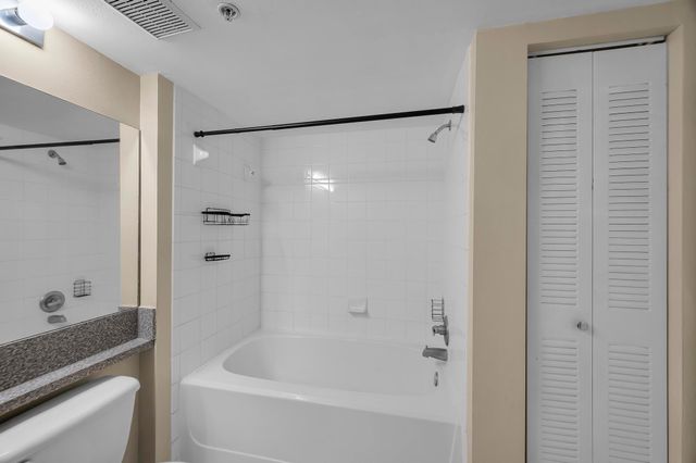 3614 NW Adriatic Lane, Jensen Beach, FL 34957