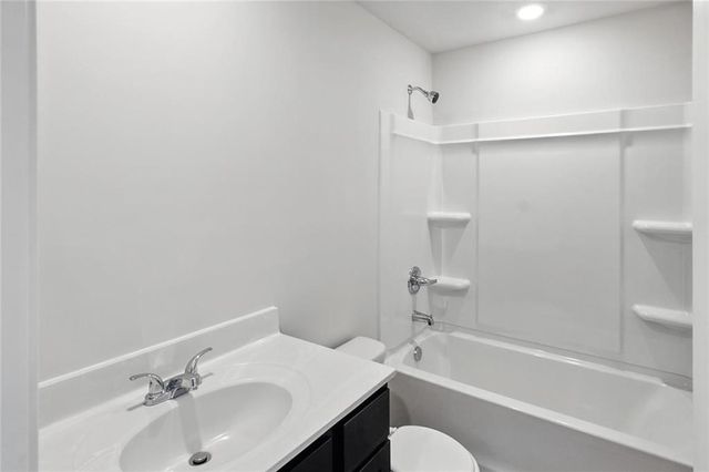 90 Hampton Way, Jefferson, GA 30549