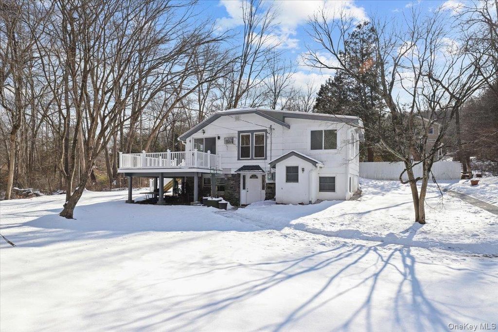 300 Waccabuc Road 2, Goldens Bridge, NY 10526